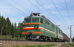Российские военные начали строить железную дорогу в обход Украины