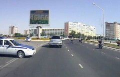 В Актау полицейский автомобиль столкнулся с мотоциклом