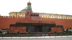 В Госдуме просят демонтировать мавзолей и похоронить Ленина