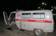 Два человека погибли после лобового столкновения внедорожника с машиной "скорой помощи"