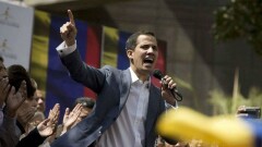 В Венесуэле лидер оппозиции объявил себя президентом