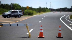 В США двое братьев двух и пяти лет угнали у родителей машину