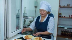 Арендаторы школьных столовых в Алматы погасили часть долга в 23,5 млн тенге