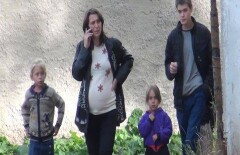 Беременную мать семерых детей оставили без жилья