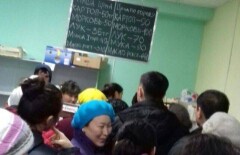В Актобе едва не снесли открытый за день до выборов соцмагазин