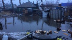 Несколько районов ВКО и Усть-Каменогорск продолжает топить дождевыми водами 