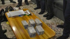 Прокуроров, вымогавших у предпринимателя 50 млн тенге, задержали с поличным в Усть-Каменогорске