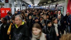 Забастовки во Франции обошлись транспортным компаниям в миллиард евро