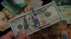 Дороже 330 тенге доллар никому сегодня не нужен