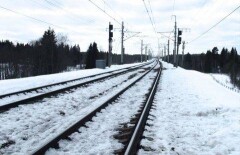 В Караганде скончалась четырёхлетняя девочка, попавшая под поезд