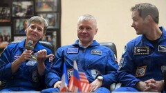 Астронавты благополучно перешли с корабля "Союз МС-03" на МКС