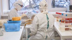 Минздрав: Медработники поликлиник, в которых развернули провизорные стационары, получат надбавки
