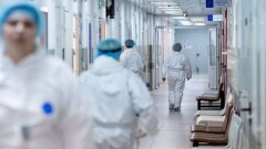 На помощь в поликлиники, стационары и скорые отправят более 500 выпускников-медиков в Нур-Султане