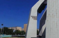 Отремонтированный на юбилей Победы Вечный огонь в Актау снова требует ремонта