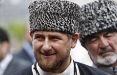 Кадыров грозит жене разводом, если на столе будут продукты не из Чечни