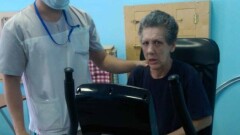Врачи Алматы ищут родственников пациентки с потерей памяти