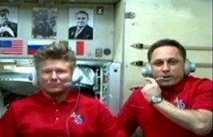 Космонавты с МКС поздравили Назарбаева с победой