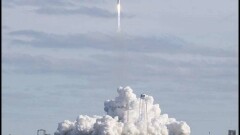 Грузовой космический корабль Cygnus с шоколадом и фруктами на борту отправился к МКС