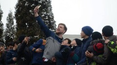 Российский видеоблогер стал причиной давки в Парке первого Президента в Алматы