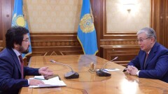  Касым-Жомарт Токаев встретился с депутатом Бекболатом Тлеуханом