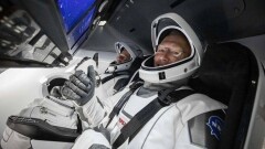 Космический корабль Илона Маска с астронавтами на борту стартовал к МКС 