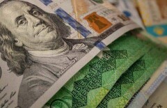 Курс доллара растёт второй день подряд на биржевых торгах KASE