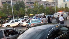 В Алматы женщину сбили два автомобиля