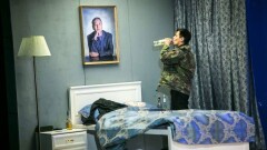 Мажор Гамлет и келинка Офелия. Какой подтекст в постановке Шекспира в театре АРТиШОК?