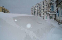 Сугроб спас жизнь 5-летнего ребёнка, выпавшего с шестого этажа в Актобе
