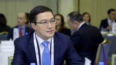 Данияр Акишев объяснил, почему тенге падает, несмотря на изменения цен на нефть