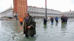 Ущерб от сильнейшего за полвека наводнения в Венеции составит сотни млн евро