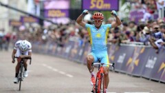 Александр Винокуров победил в велоэтапе чемпионата Казахстана по триатлону