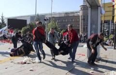 Число жертв двойного теракта в Турции выросло до 95 человек 