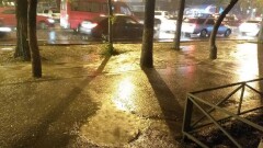 Ливень затопил центральные улицы и часть домов в Алматы