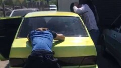 В Караганде мошенники продавали места в очереди в автоЦОН. Полиция задержала шесть человек