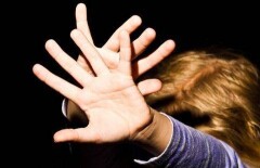 В Шымкенте педофил унёс четырёхлетнюю девочку с качелей