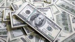Доллар на утренних торгах подешевел на 2 тенге