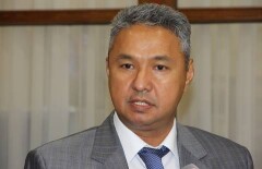 Депутат Перуашев не намерен прощать министра Саринжипова