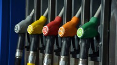 Россия готова покрывать дефицит бензина в Казахстане ещё два года 