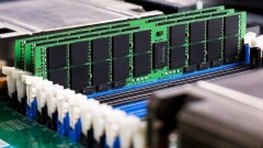 Apple и Amazon опровергли сообщения о китайских шпионских чипах в своих серверах