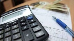 "Ак жол" просит упразднить посреднические компании в сфере ЖКХ с миллионными зарплатами сотрудников