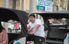 В Алматы появилось велосипедное такси