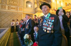 Фонд Первого Президента организовал концерты для ветеранов ВОВ