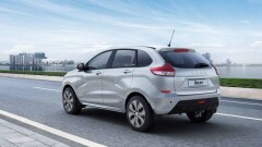 Автомобиль подарили лучшему учителю Алматинской области