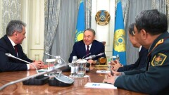 Назарбаев встретился с министром обороны РФ Сергеем Шойгу