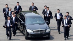 Daimler не владеет сведениями, как Ким Чен Ын получил их лимузины