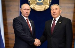 Путин обсудит с Назарбаевым точки падения российских ракет на казахстанскую землю