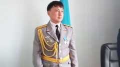 В Актобе чествовали совершившего геройский поступок сотрудника ДУИС