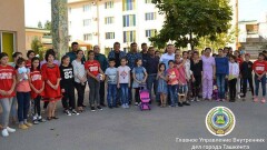 Милиционер из Ташкента выиграл в лотерею и потратил все деньги на подарки детдомовцам