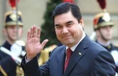 Парламент Туркменистана предлагает продлить срок полномочий президента до семи лет
